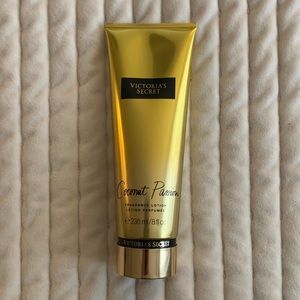 Victoria Secret Coconut Passion Lotion
